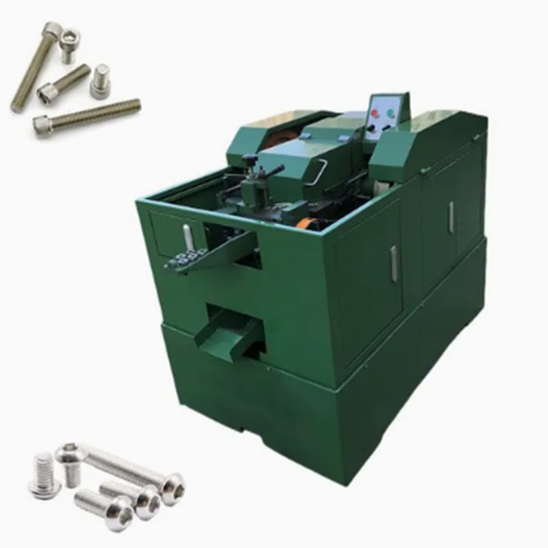 Isepuuriv kruviga külmsuunamismasin